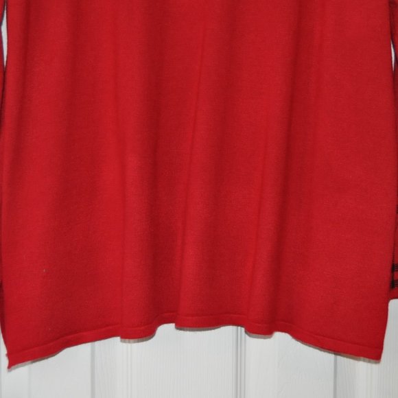 Emily Daniels | La Rouge | Red Sweater and Scarf - Picture 3 of 5